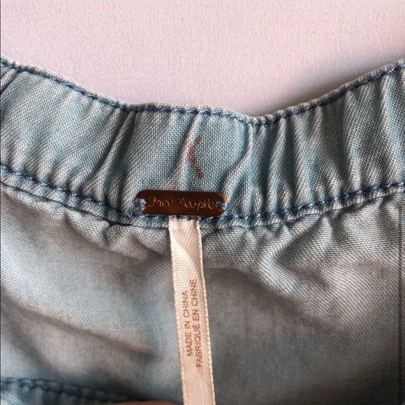 Women's Free People Chambray Ruffle Top - Picture 3 of 6